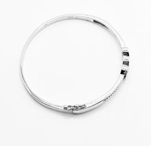 Load image into Gallery viewer, 925 Sterling Silver Ladies Triple Heart Cubic Zirconia Solid Hinged Bangle